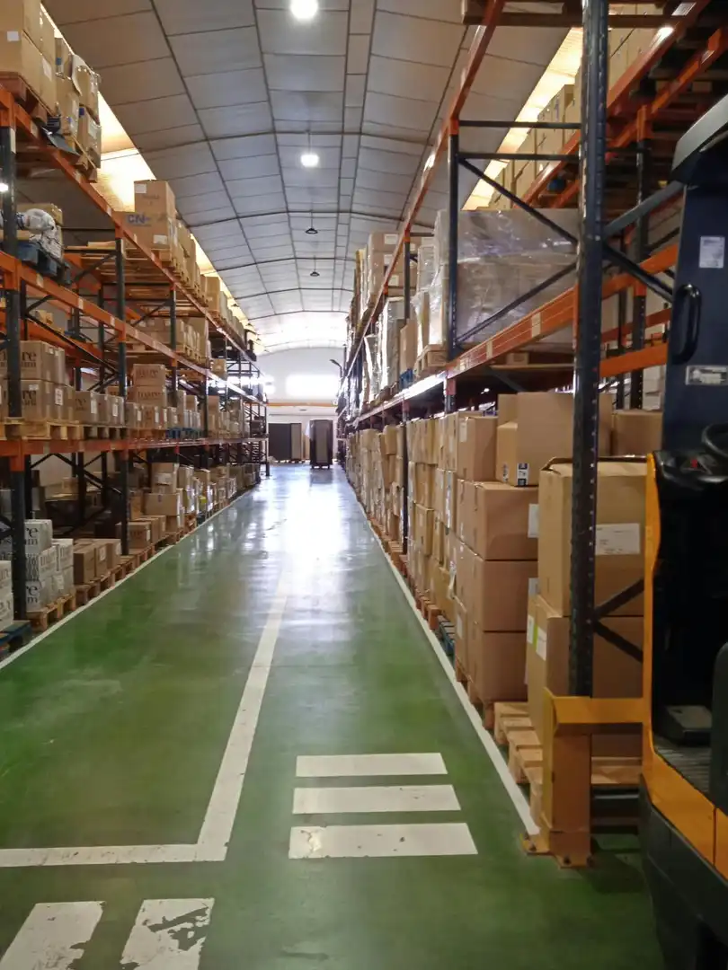 Industrial buildings for rent in Paterna
