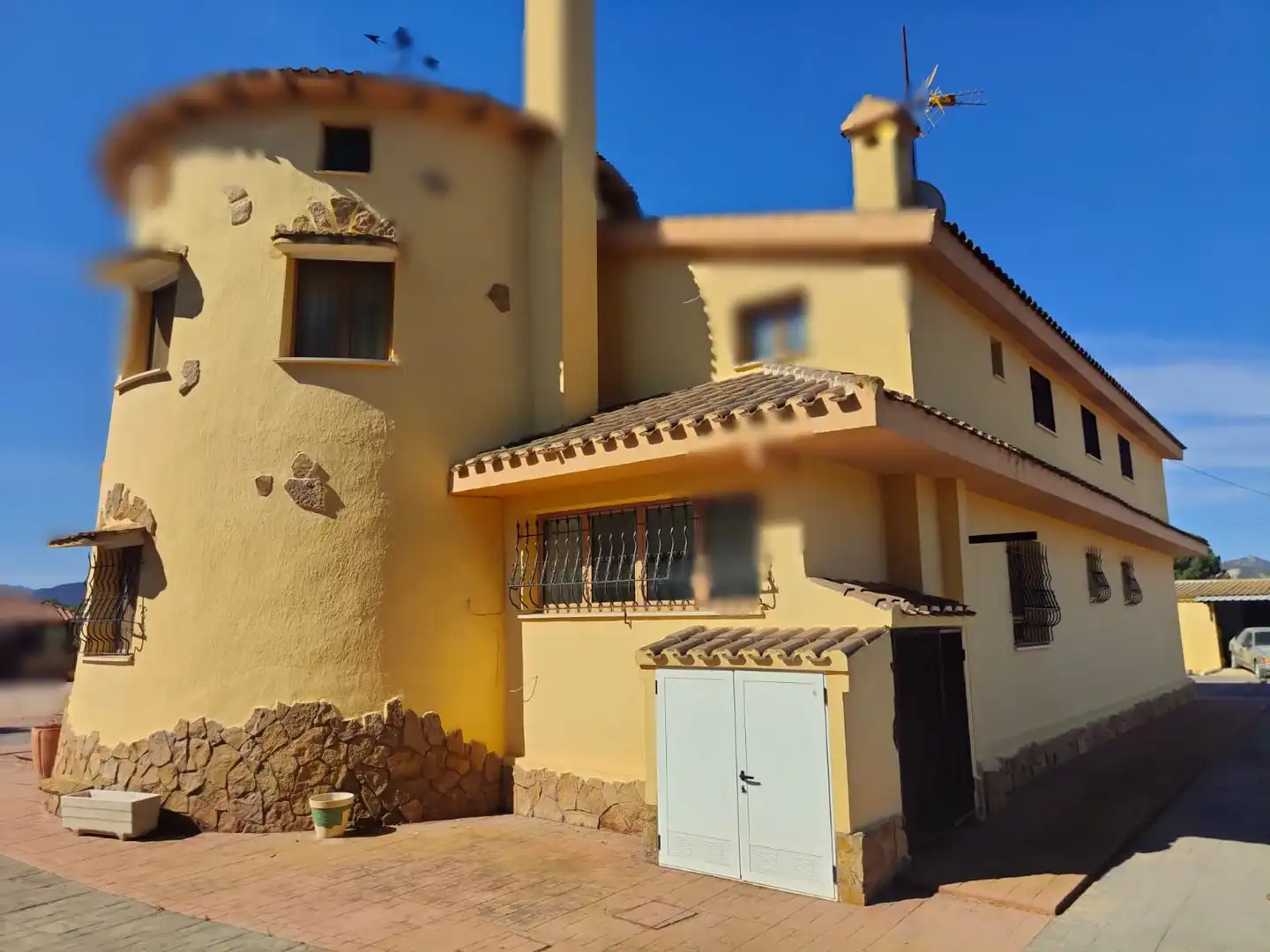Chalet con terraza en venta en Onil, imagen 2