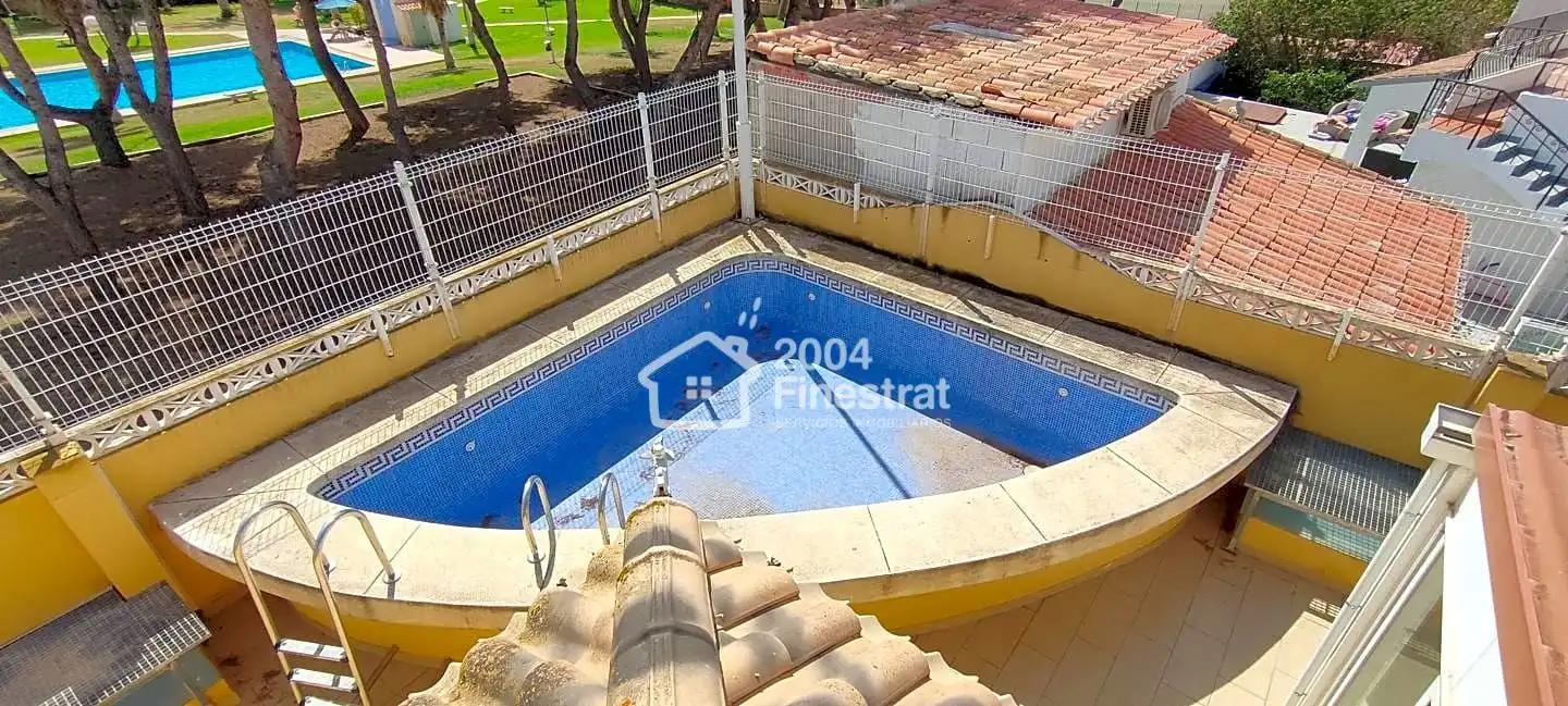 Piscina de Casa o xalet en venda en Finestrat amb Aire condicionat, Terrassa i Piscina