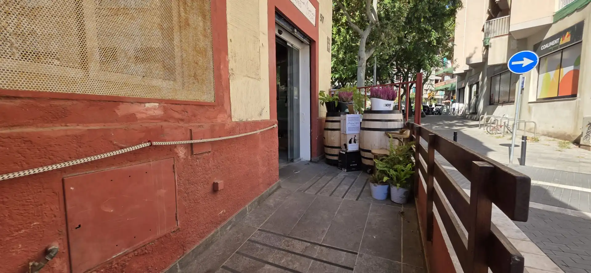 Local en venda en Barcelona amb Aire condicionat, Calefacció i Terrassa
