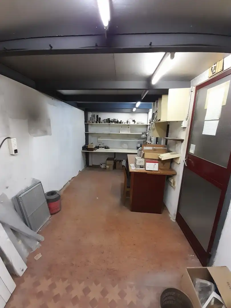 Küche von Geschaftsraum zum Verkauf in Girona