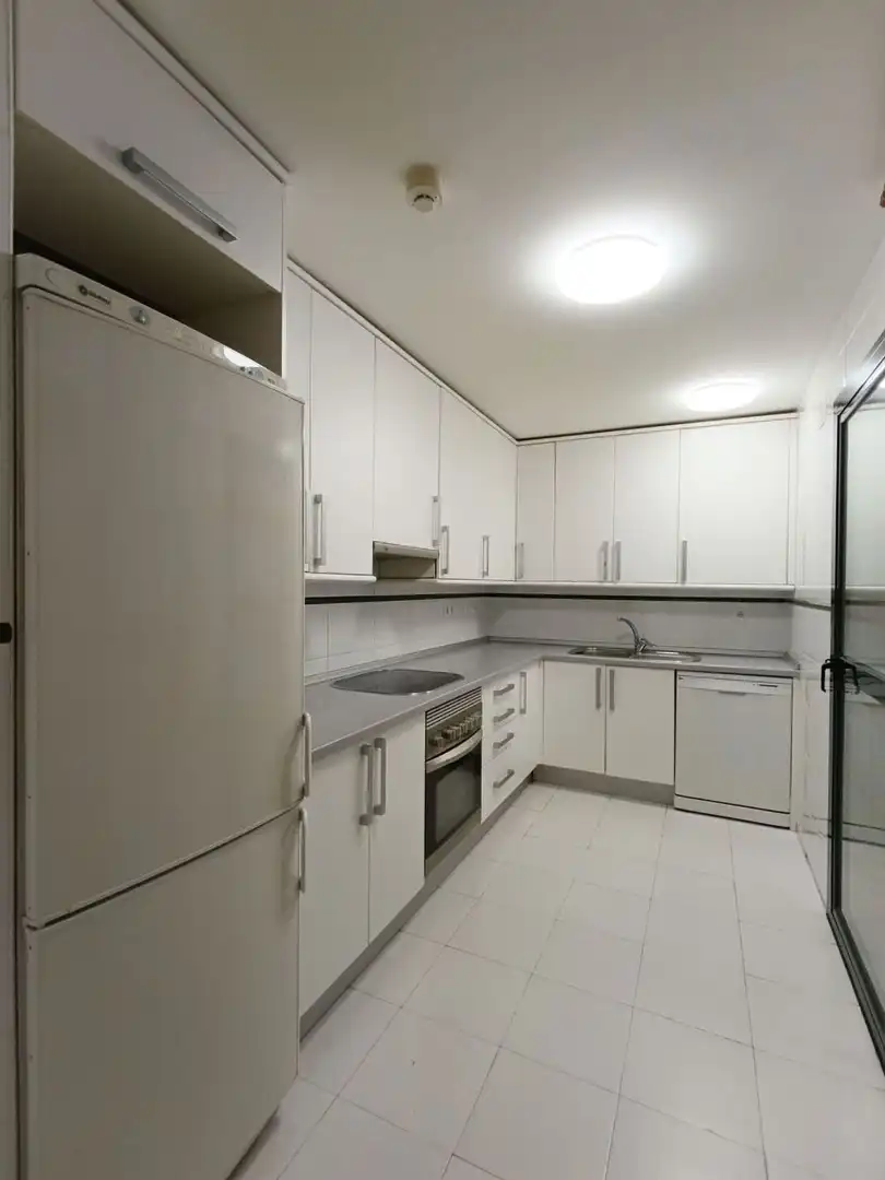 Küche von Wohnung zum Verkauf in Ciudad Real mit Klimaanlage, Heizung und Abstellraum