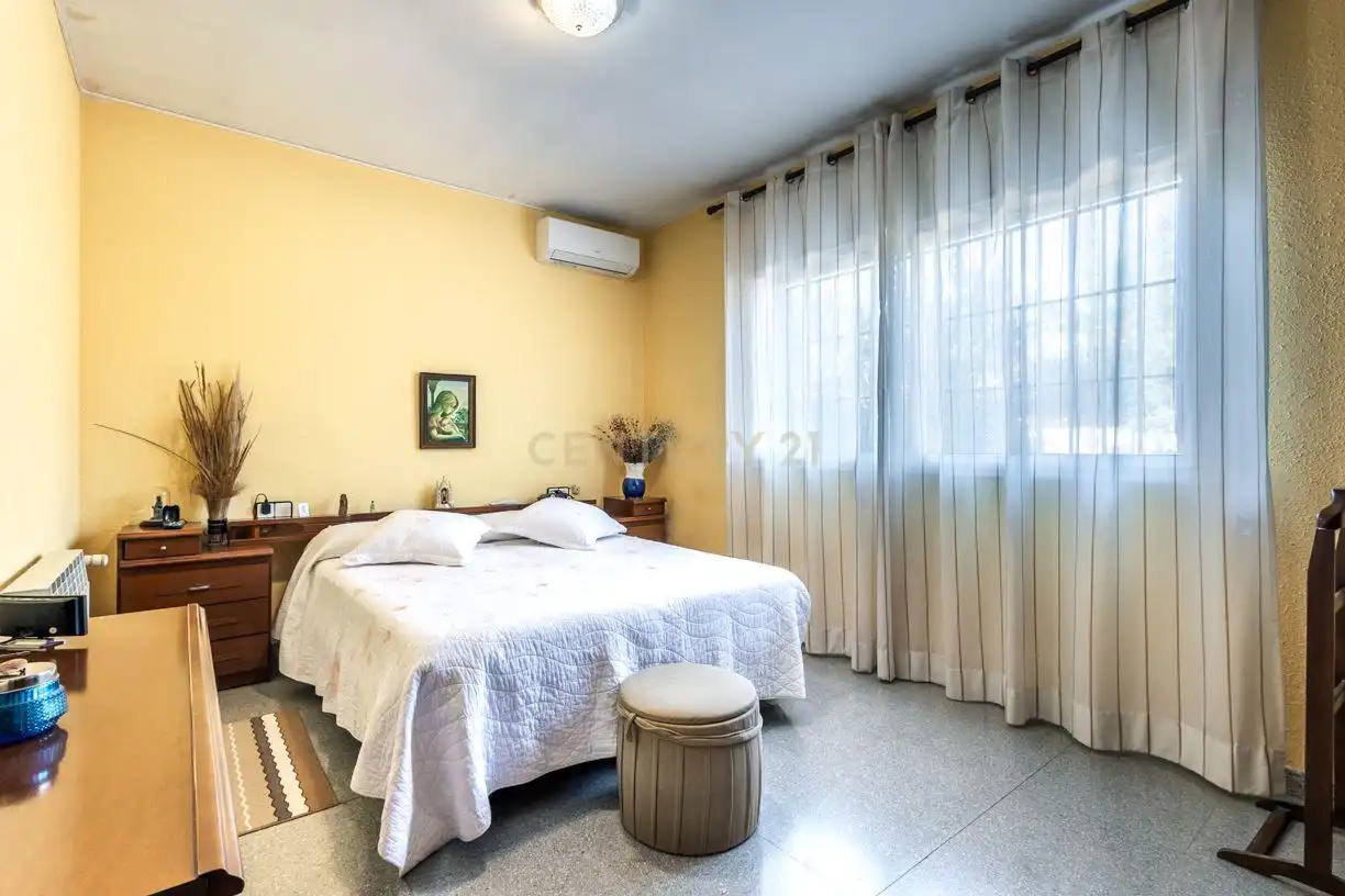 House with pool for sale in Carrer de les Orquídies, Viladecans, Spain, imagen 20