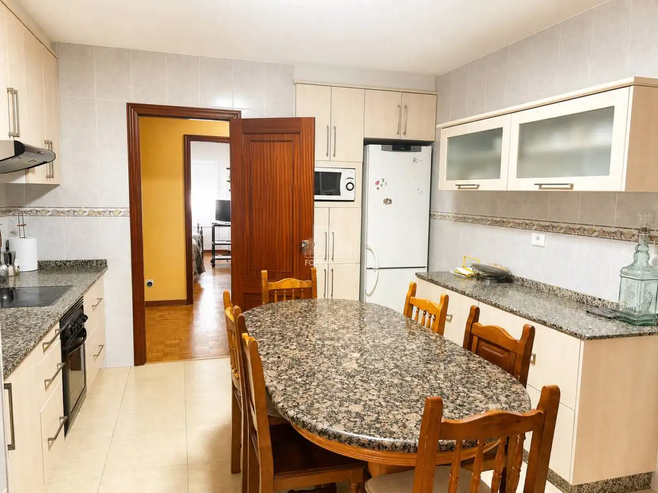 Kitchen of Flat for sale in Vilagarcía de Arousa  with Heating, Furnished and Balcony