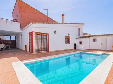 Villa avec piscine à vendre à Calle de Dalí