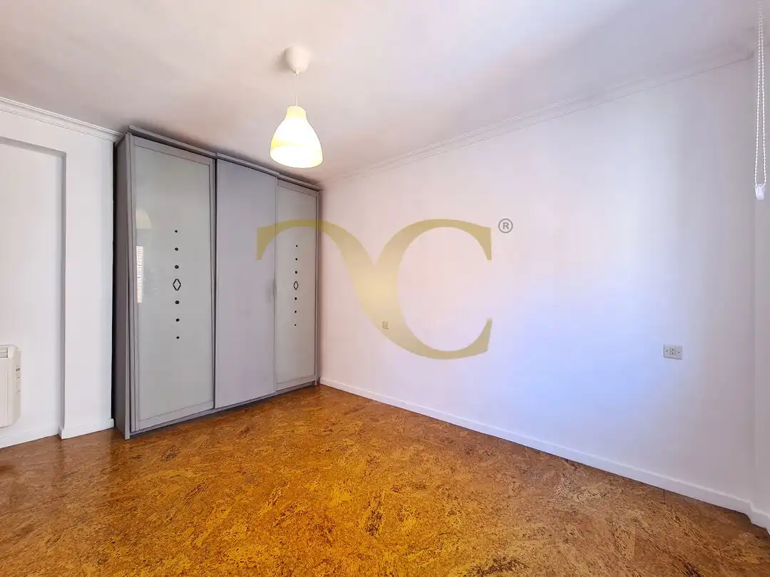Piso en venta en Gijón  con Calefacción, Jardín privado y Terraza