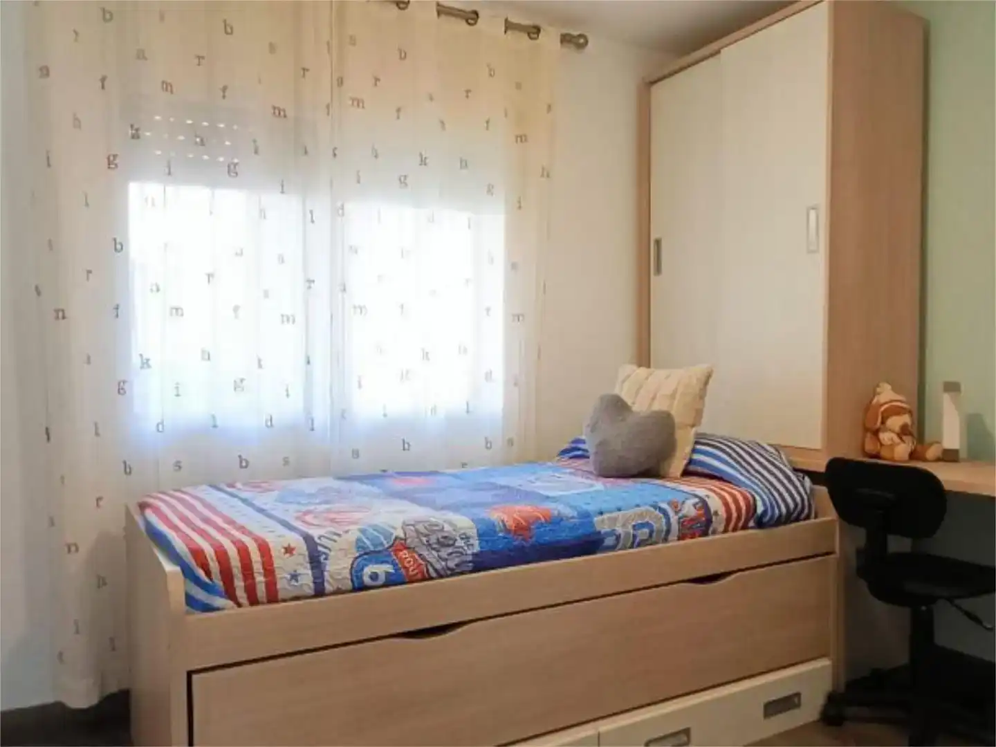 Dormitori de Apartament en venda en Roquetas de Mar amb Aire condicionat