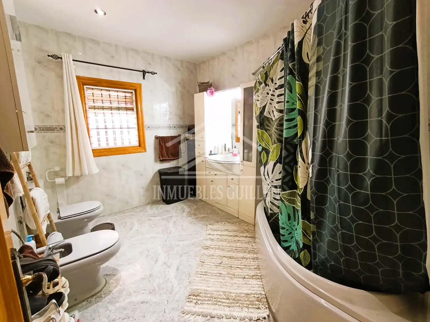 Bany de Casa o xalet en venda en Berja amb Aire condicionat, Jardí privat i Terrassa