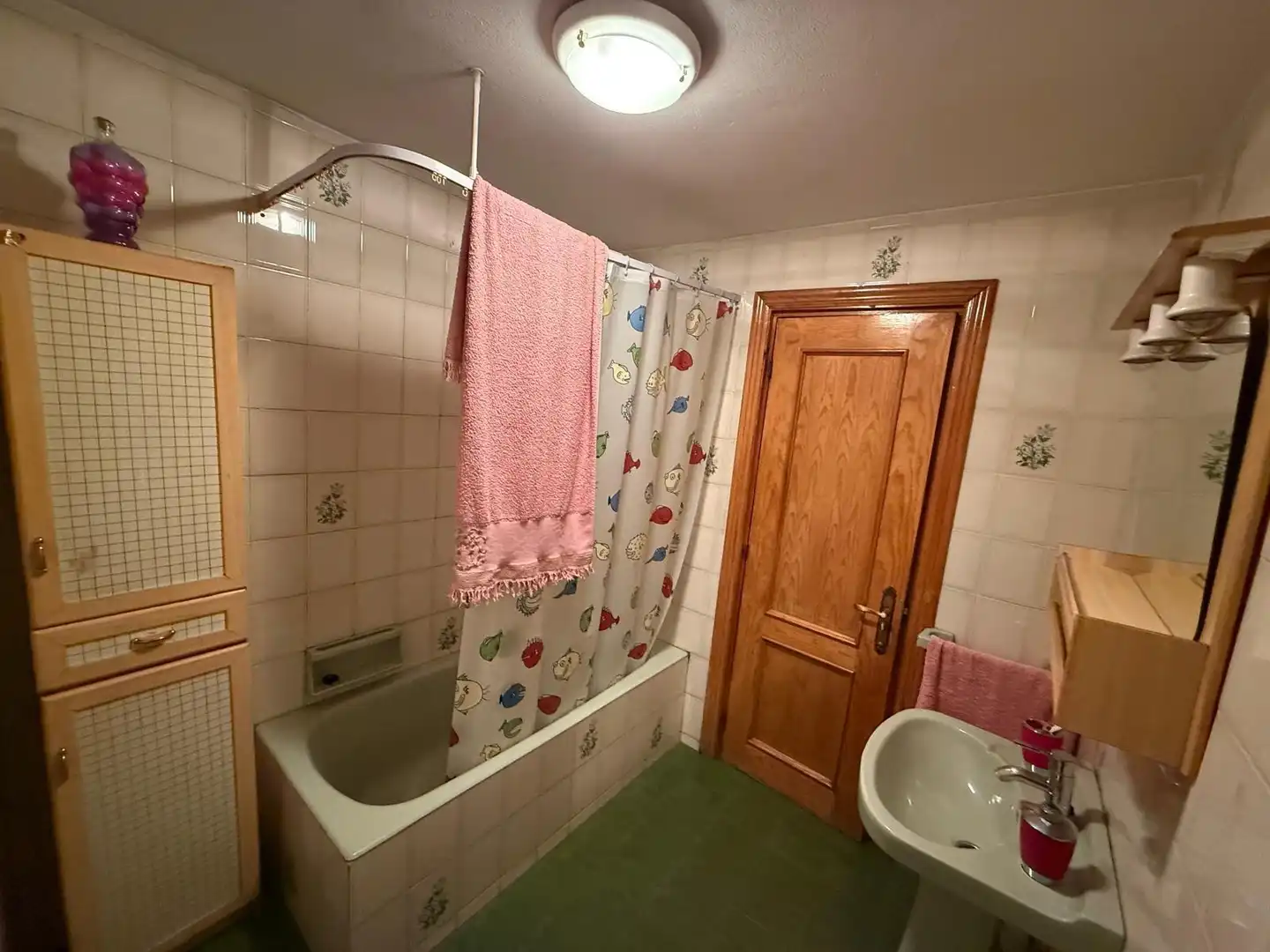 Badezimmer von Country house zum Verkauf in Teverga mit Möbliert