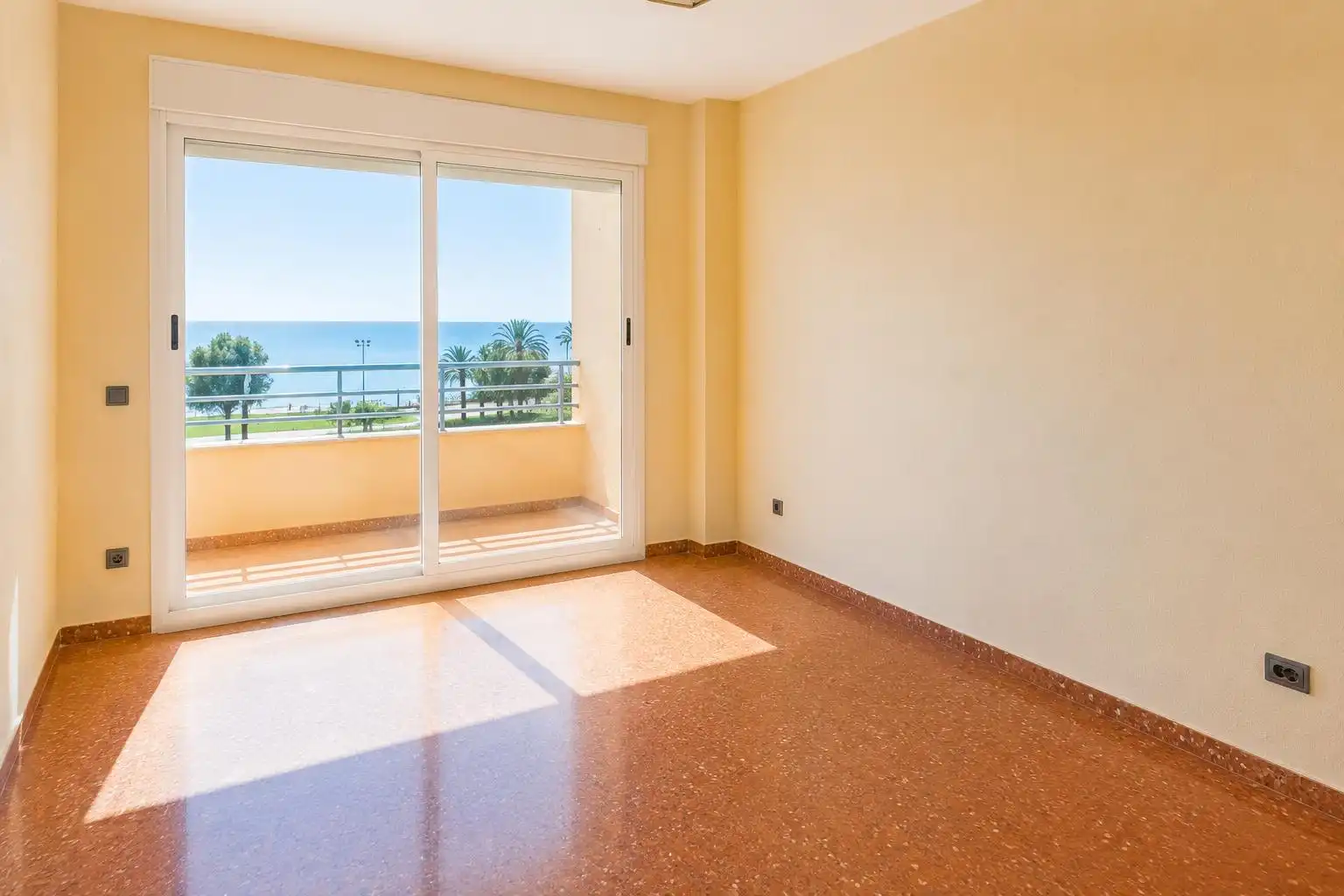 Habitación de Piso en venta en Vélez-Málaga con Terraza