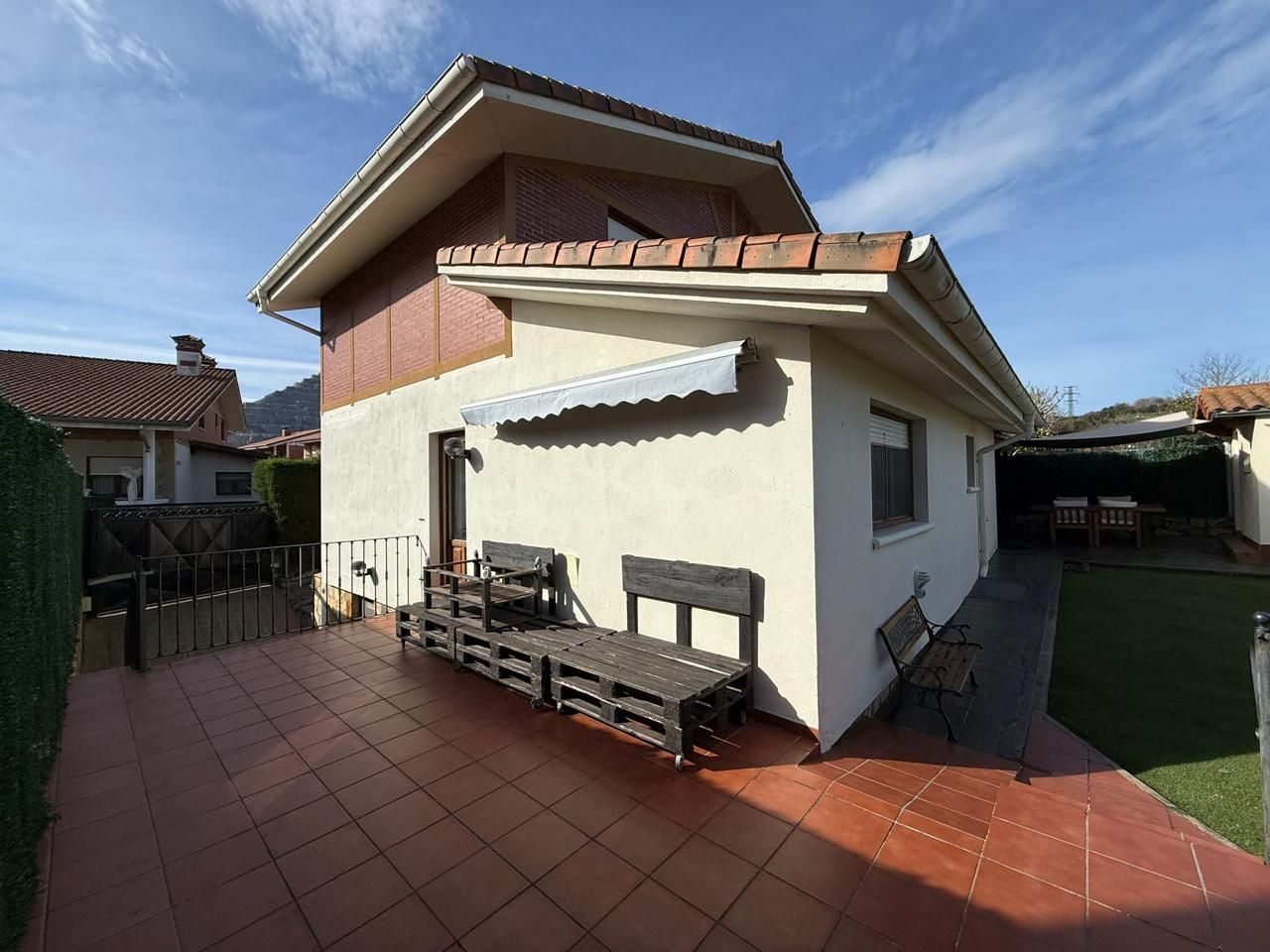 Terrassa de Casa o xalet en venda en Castro-Urdiales amb Calefacció, Jardí privat i Terrassa