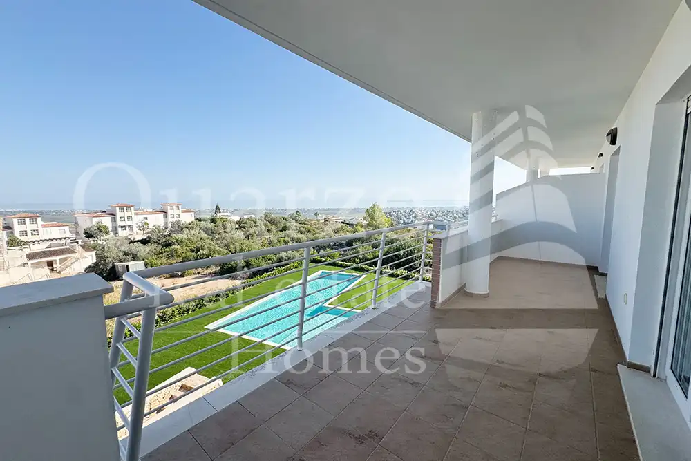Dúplex amb piscina en venda a Pego