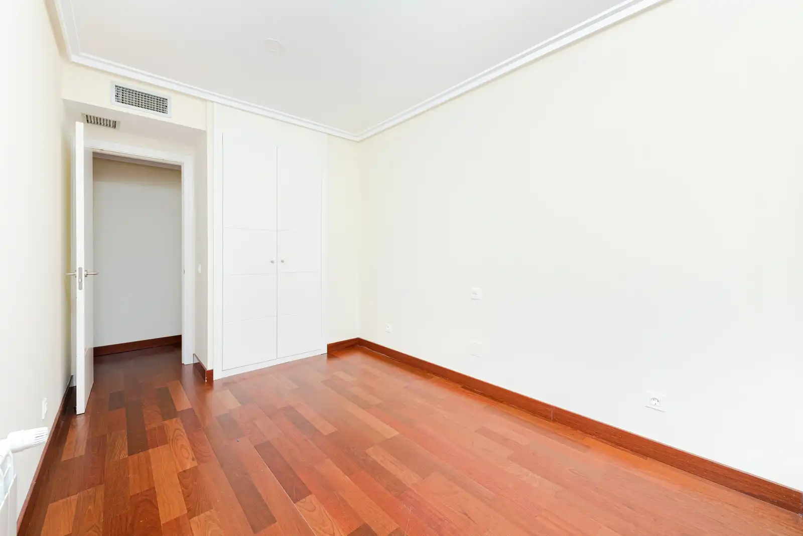 Bedroom of Flat for rent in Boadilla del Monte  with Air Conditioner, Heating and Oven