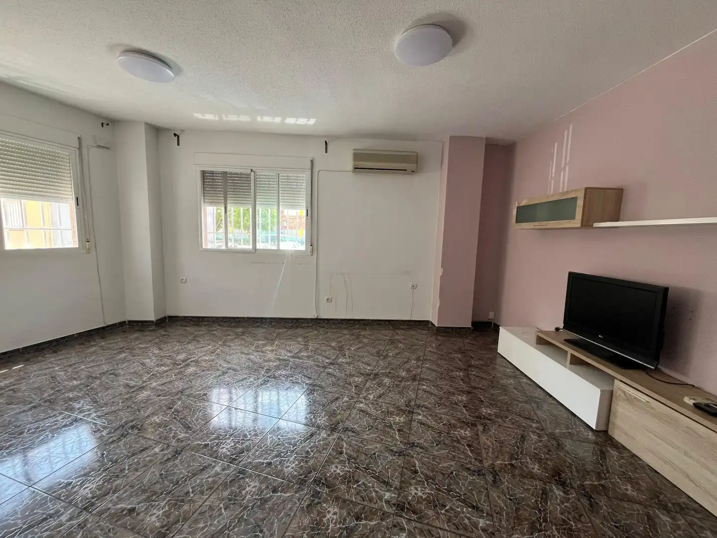 Sala de estar de Piso en venta en Ceutí con Aire acondicionado, Calefacción y Amueblado