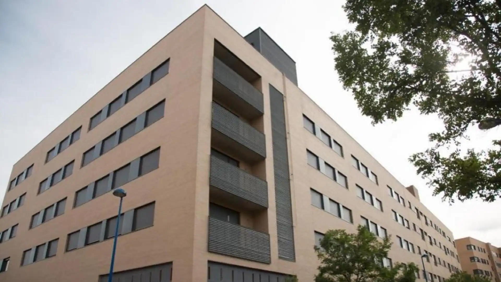 Vista exterior de Garaje en venta en Leganés