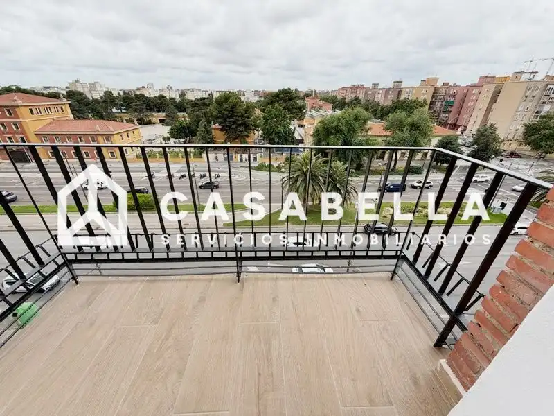Piso en venta en Cid, Nou Moles