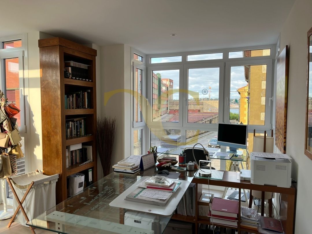 Piso de alquiler en Gijón  con Calefacción