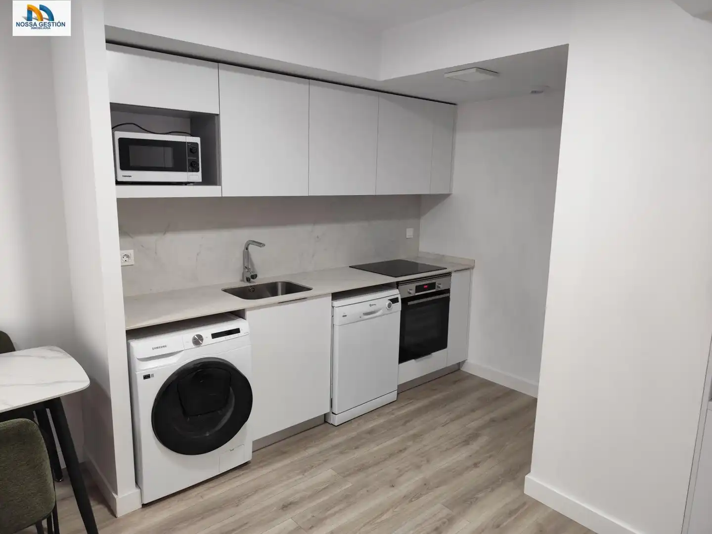 Cocina de Apartamento en venta en Valencia con Aire acondicionado, Jardín privado y Terraza