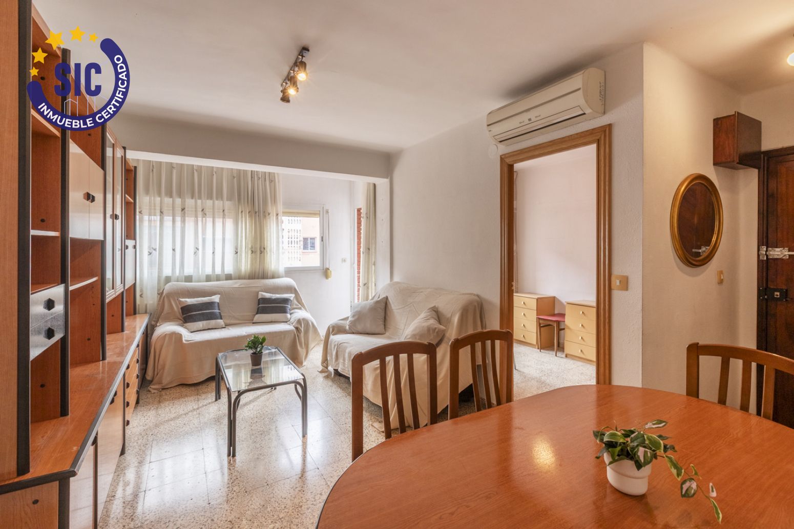 Dormitori de Pis en venda en  Valencia Capital amb Balcó