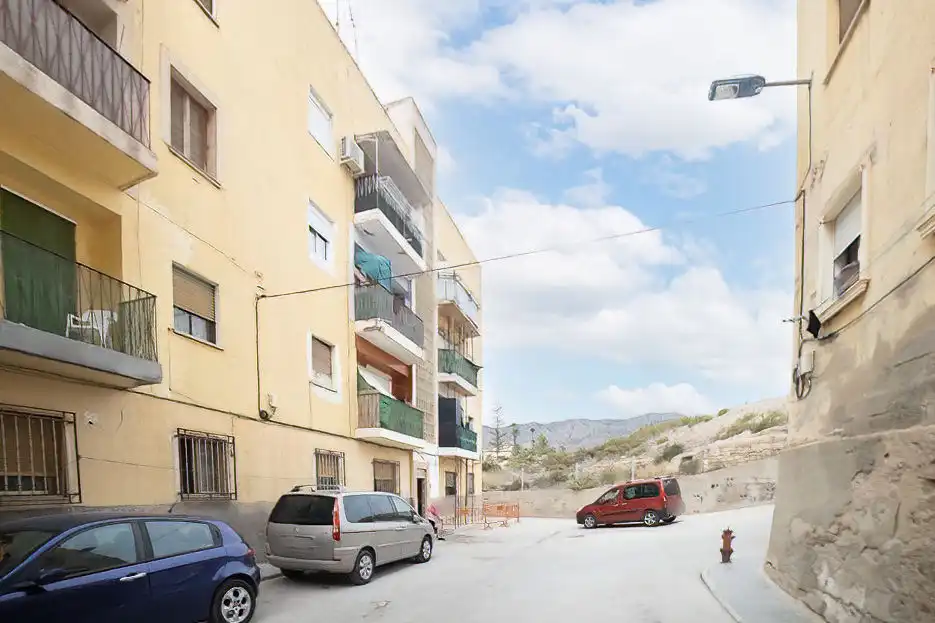 Piso en venta en C/ Bécquer , Crevillent