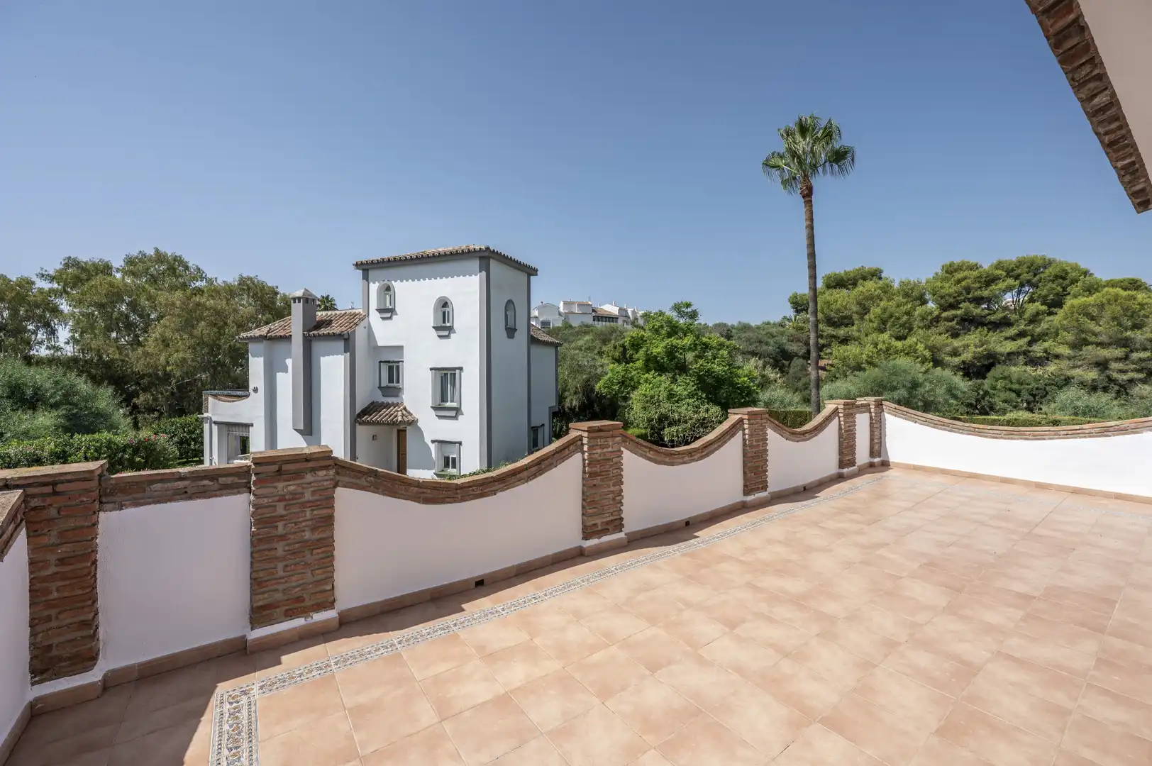 Vista exterior de Casa o chalet en venta en Mijas con Aire acondicionado, Jardín privado y Terraza