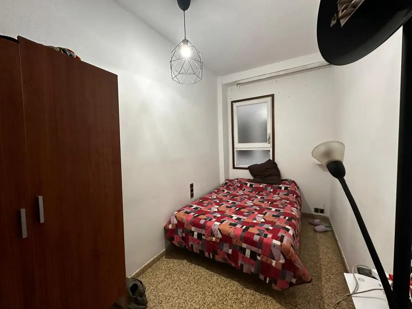 Dormitori de Pis en venda en Barcelona amb Calefacció, Terrassa i Moblat