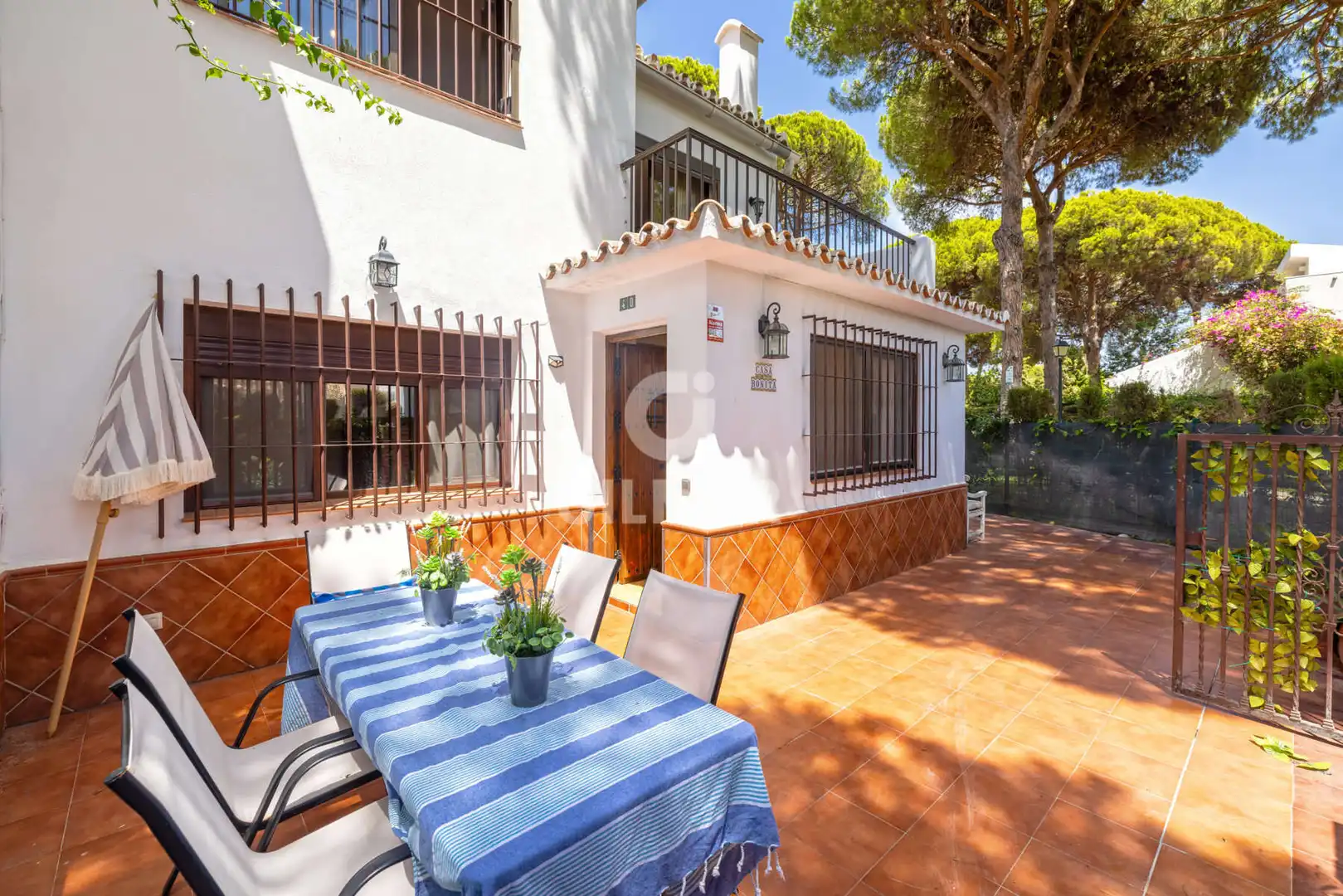 Vista exterior de Casa adosada en venta en Estepona con Jardín privado