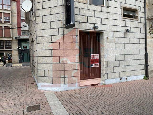 Local comercial en Alquiler en Cangas pueblo