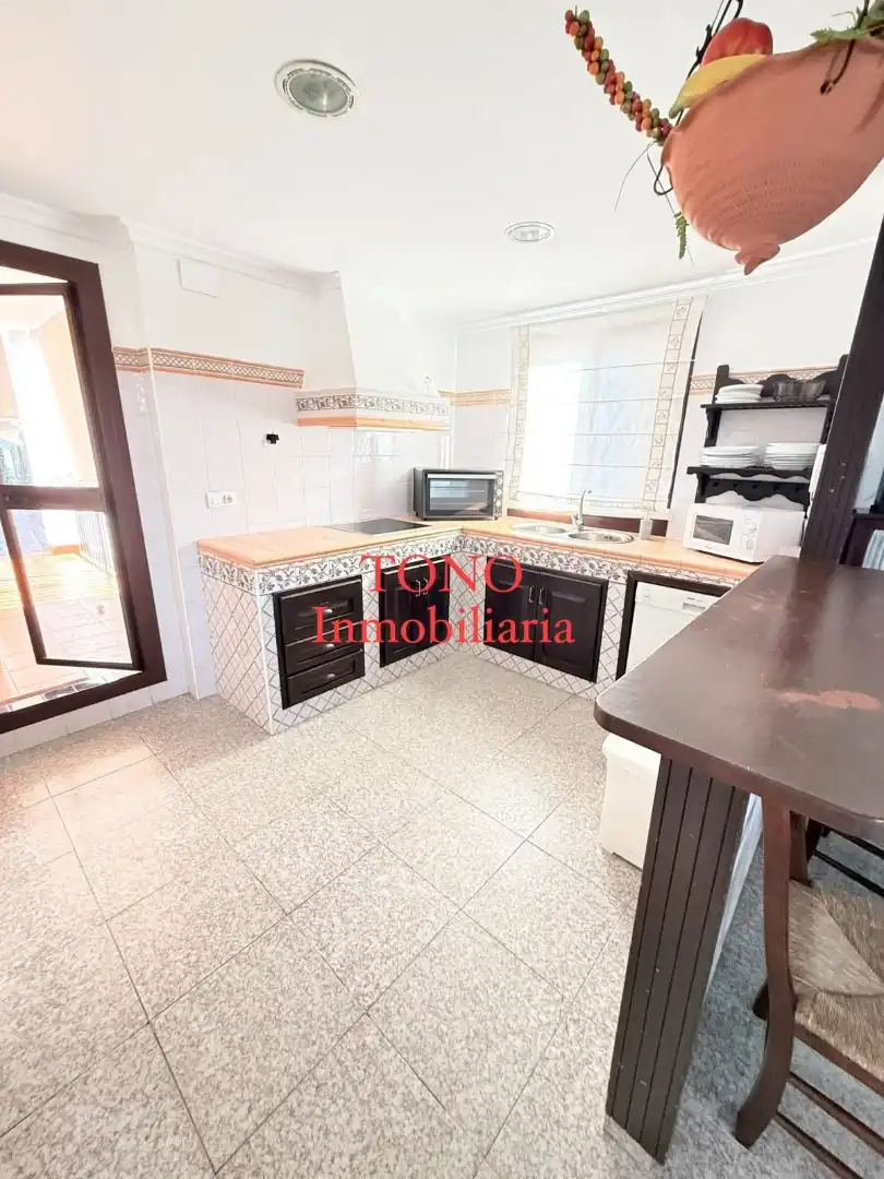 Detached house with terrace for sale in Calle Adriano 12, imagen 15