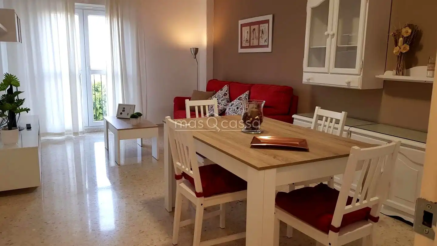 Sala de estar de Piso de alquiler en La Línea de la Concepción con Amueblado