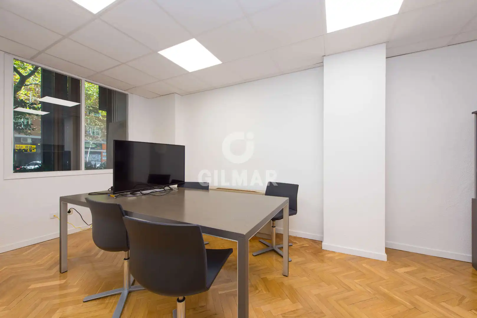 Büro zum Verkauf in Madrid mit Heizung