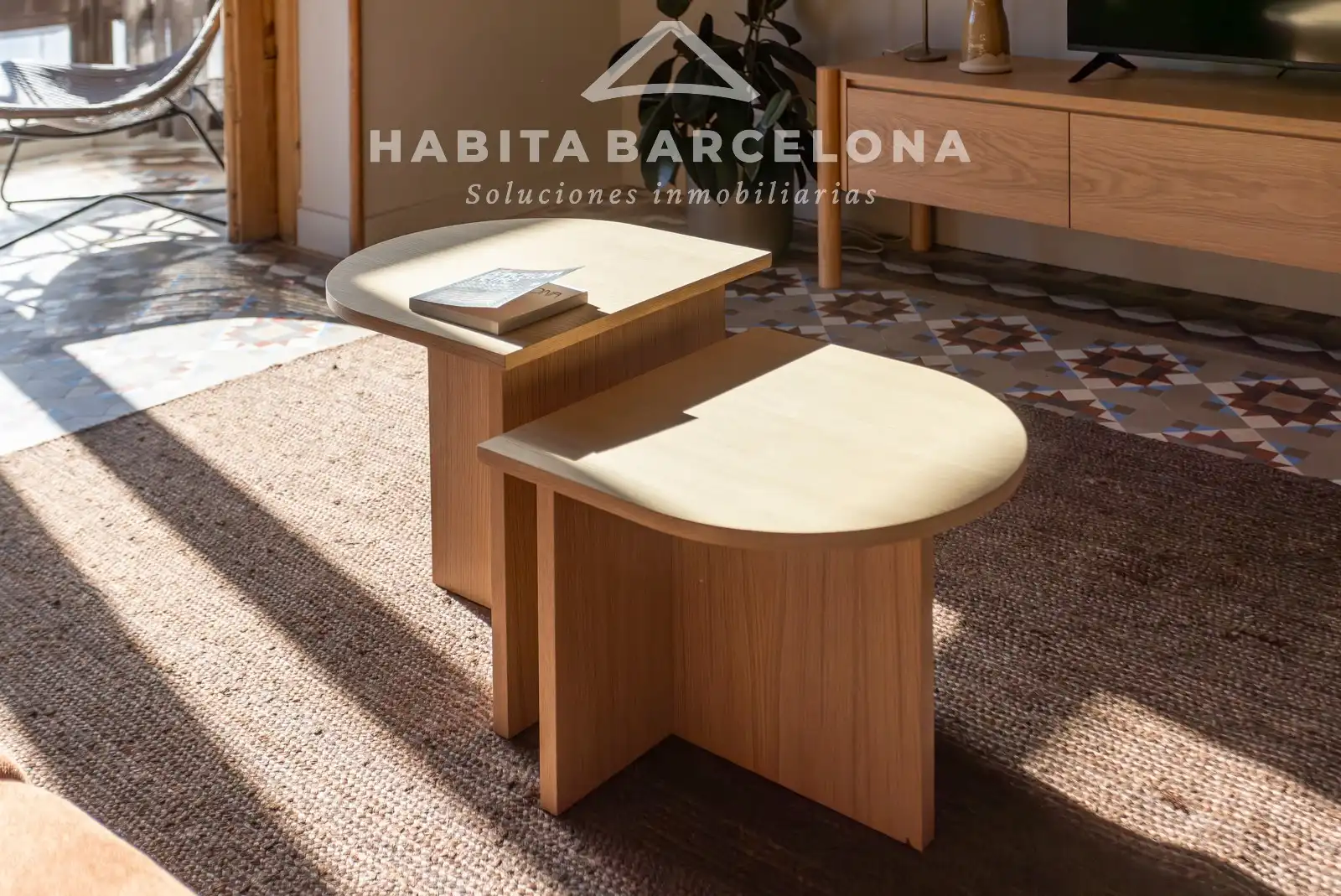 Außenansicht von Wohnung zur Miete in Barcelona mit Klimaanlage, Heizung und Parkett