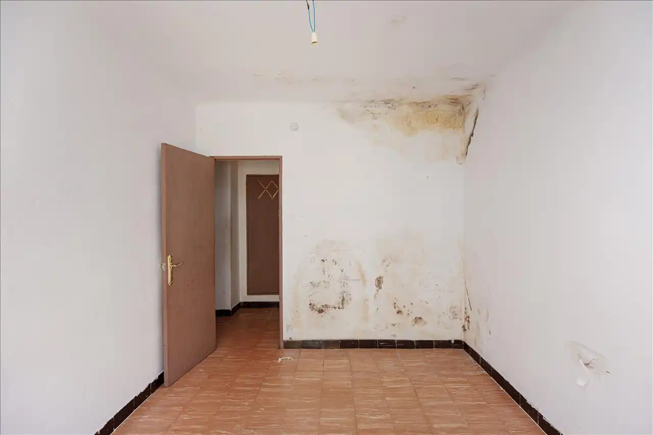 Wohnung zum Verkauf in Salt mit Terrasse