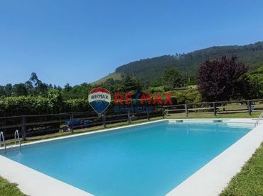House with pool for sale in Tomiño