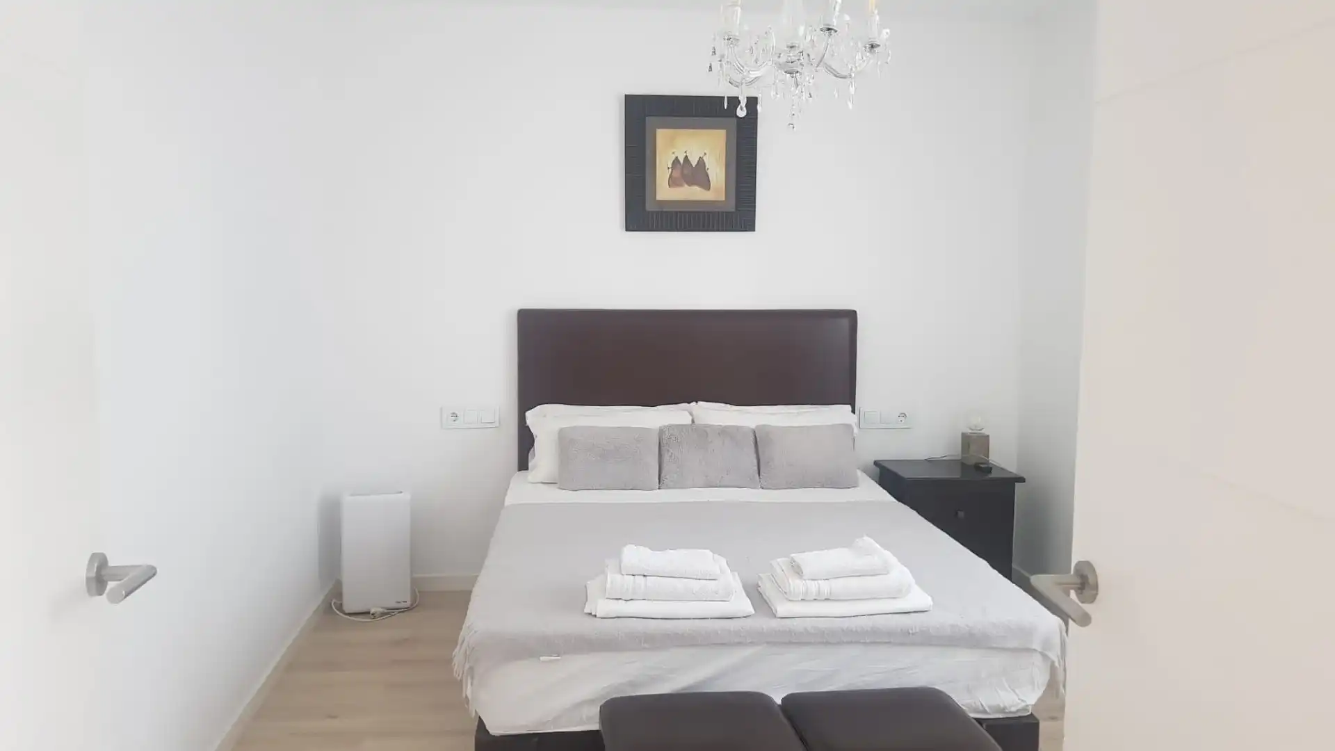 Habitación de Planta baja en venta en Estepona con Aire acondicionado, Trastero y Piscina
