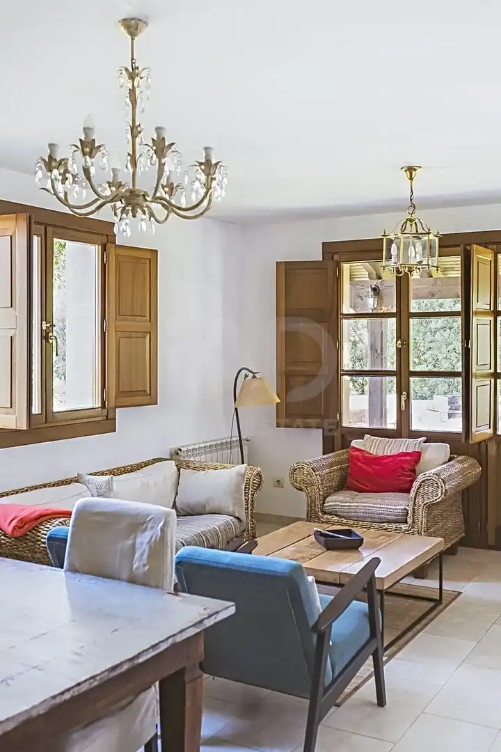 Sala d'estar de Finca rústica en venda en Llanes amb Aire condicionat i Calefacció