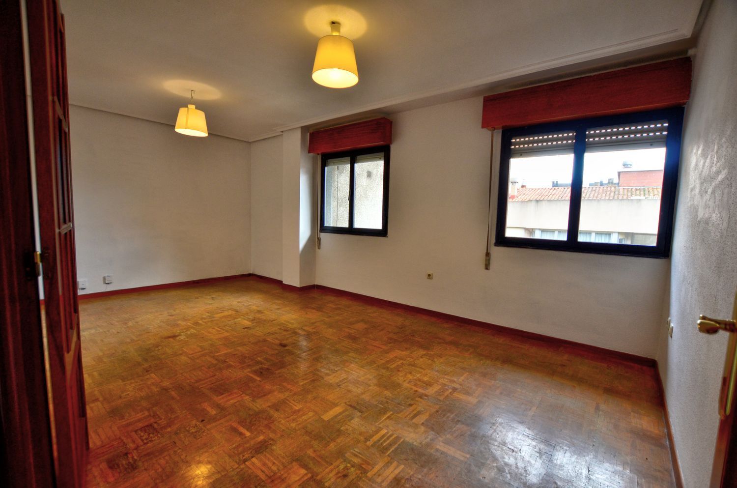 Sala de estar de Piso en venta en Avilés con Calefacción, Terraza y Trastero
