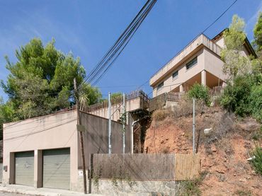Villa mit Pool zum Verkauf in C/ del Llorer