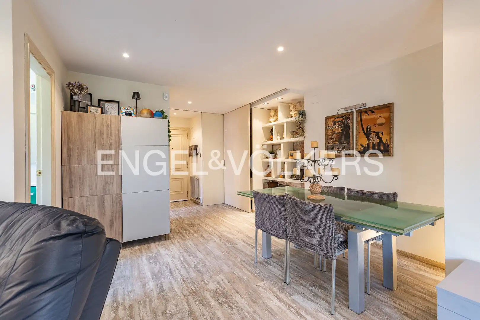 Sala d'estar de Àtic en venda en Sant Cugat del Vallès amb Calefacció, Jardí privat i Parquet