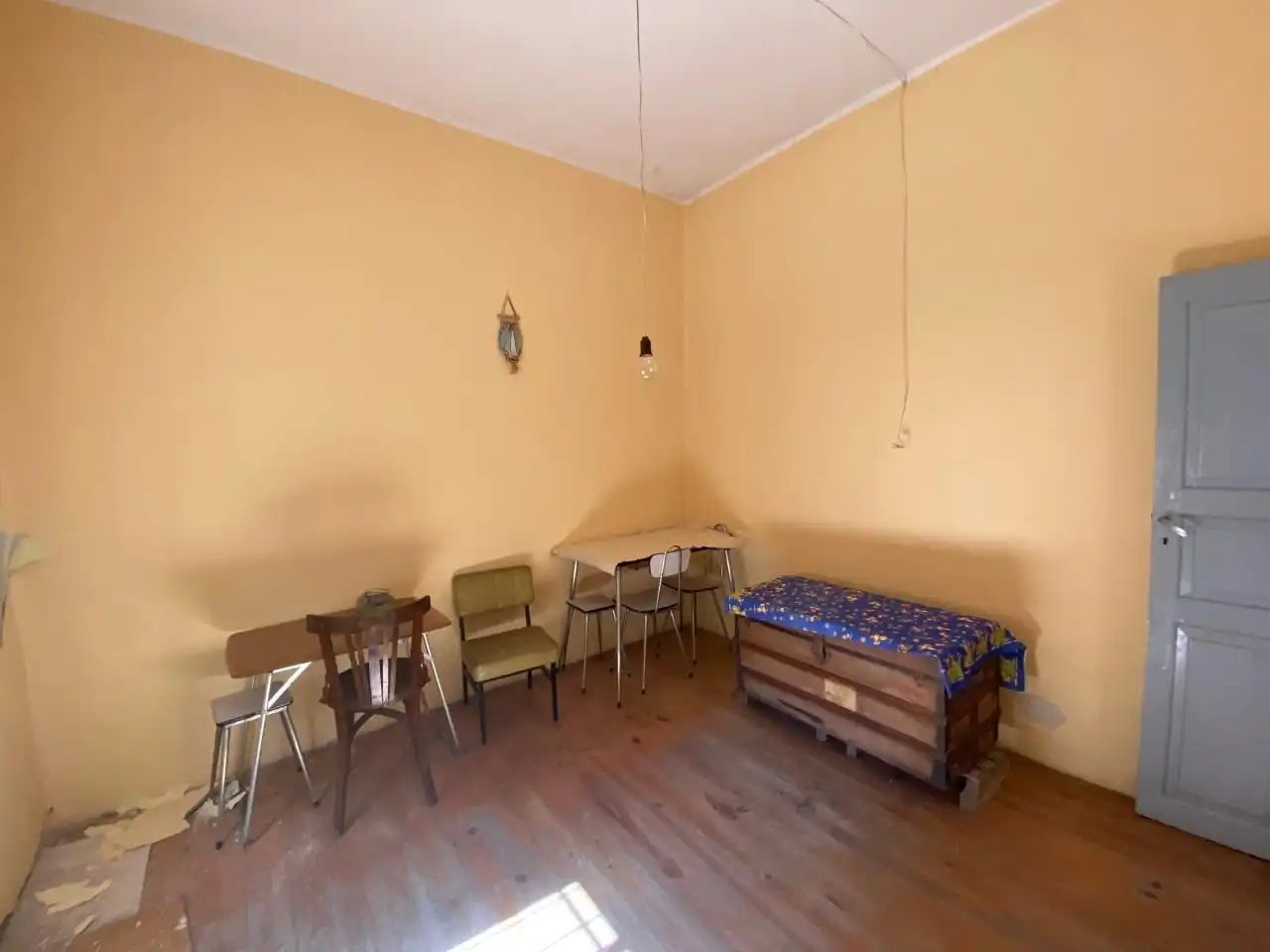 Menjador de Casa o xalet en venda en León Capital  amb Traster