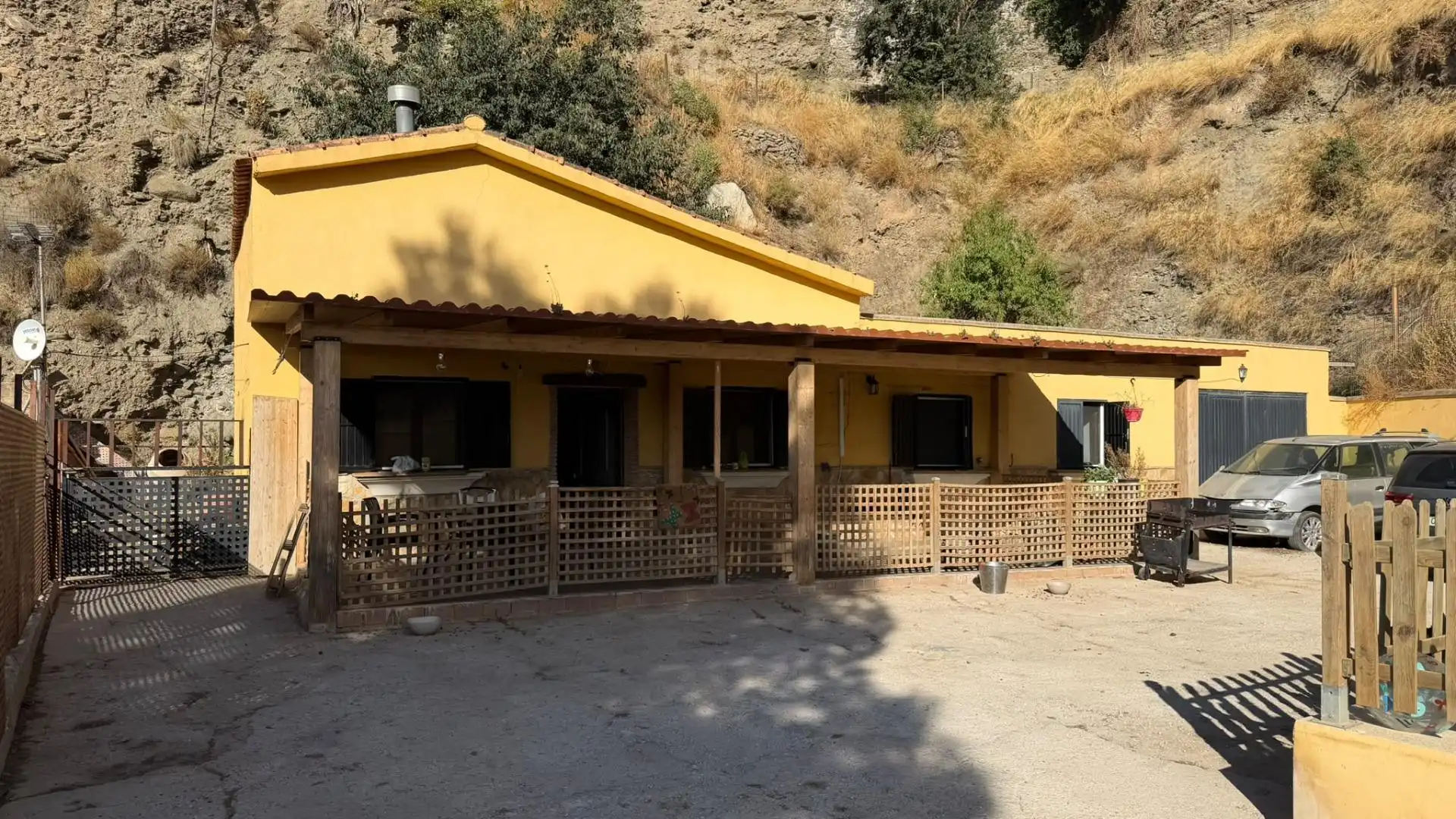 Casa rústica con piscina en venta en Lecrín, imagen 3
