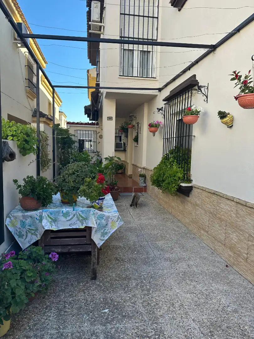 Terraza de Casa o chalet en venta en Alcalá del Río con Aire acondicionado, Jardín privado y Amueblado