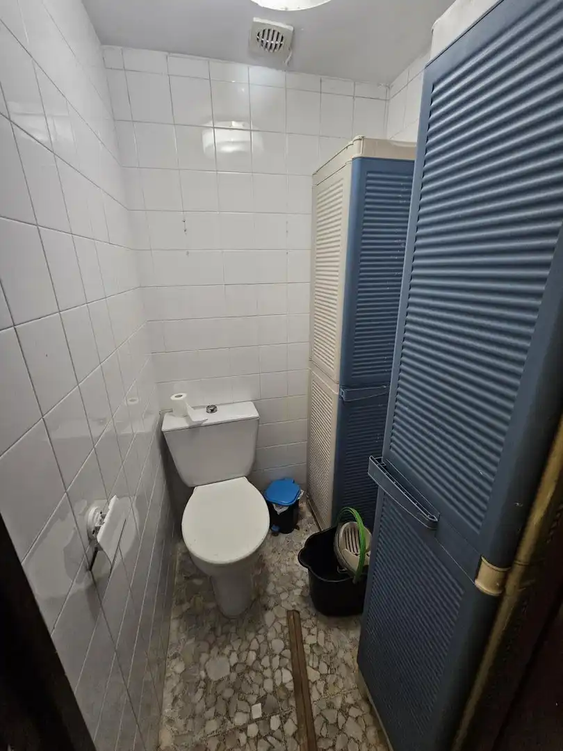 Bathroom of Commercial properties for rent in Jerez de la Frontera  with Air Conditioner and Furnished