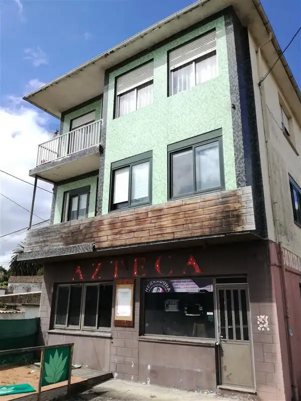 Local en venda a Avenida del 19 de Febrero, 134, A Malata - Catabois - Ciudad Jardín