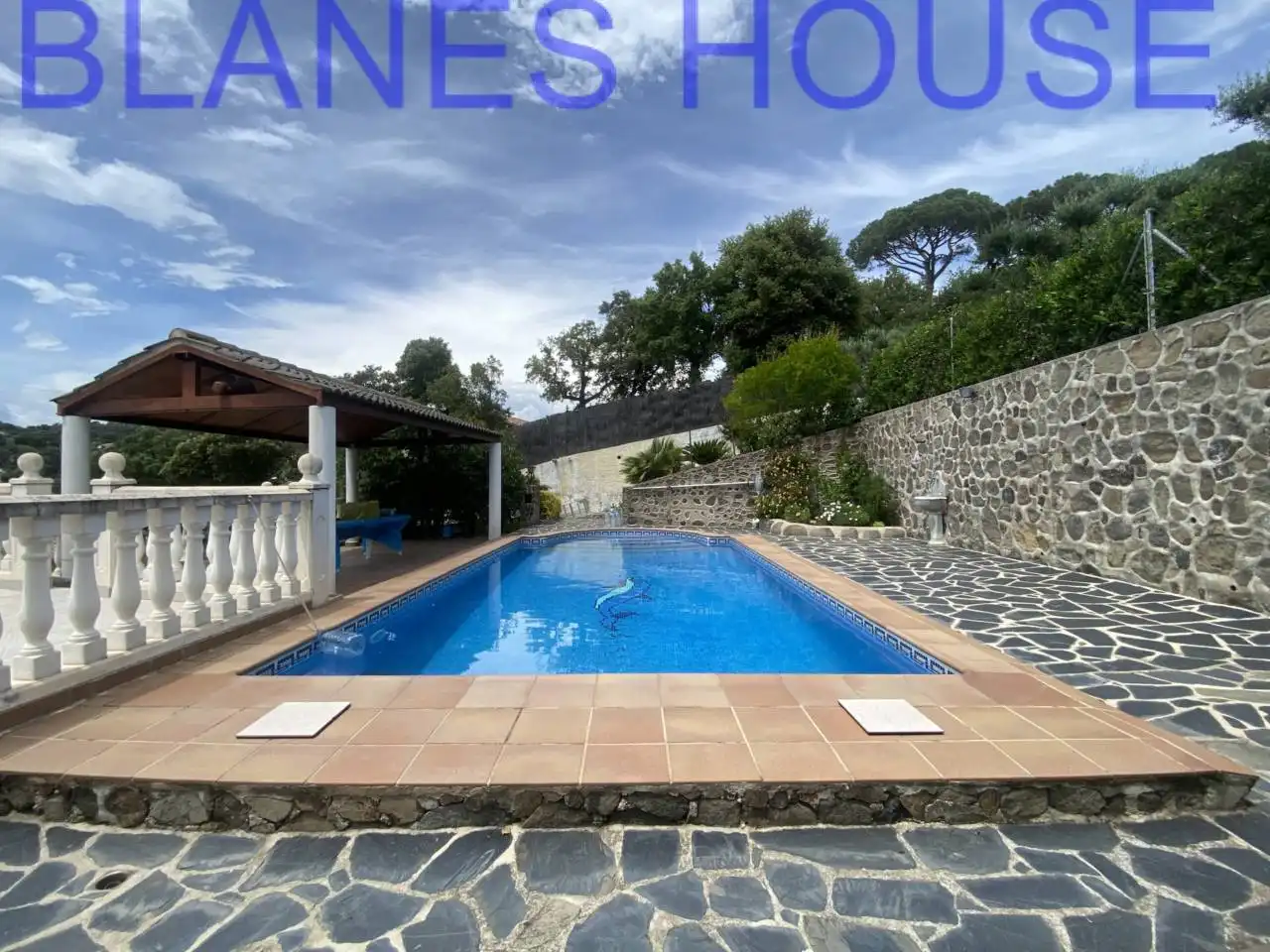Vista exterior de Casa o chalet en venta en Maçanet de la Selva con Aire acondicionado, Jardín privado y Terraza