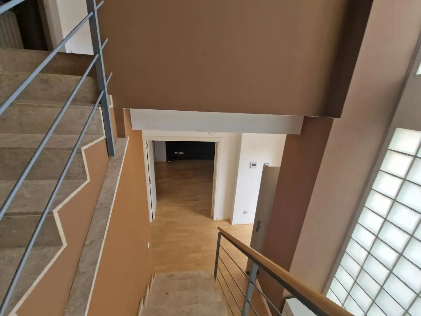 Casa adosada en venda en La Pobla de Vallbona amb Aire condicionat, Calefacció i Jardí privat
