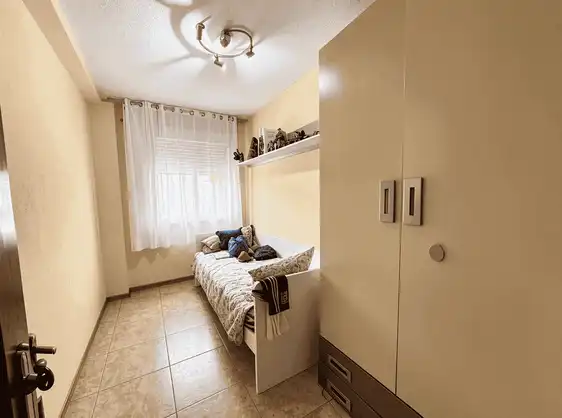 Bedroom of Flat for sale in Fuenlabrada  with Air Conditioner and Heating