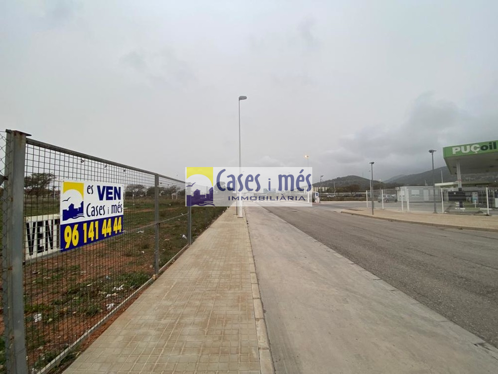 Terreny industrial en venda en Puçol
