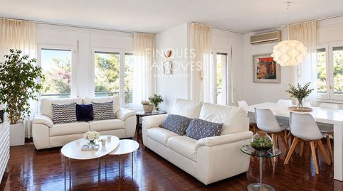 Casa exclusiva con piscina y vistas al Pirineo en Montjuïc, Girona, imatge 4