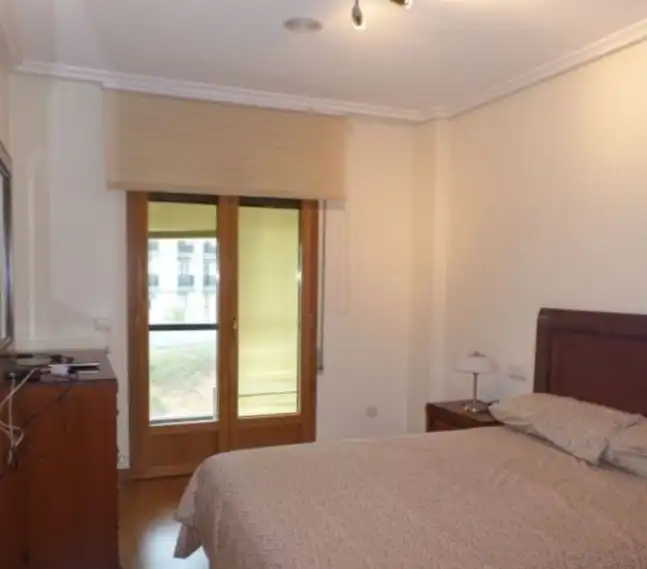 Schlafzimmer von Maisonette zur Miete in Salamanca mit Heizung, Parkett und Möbliert
